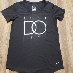 NIKE Shirt Dri-Fit Black Scoop Neck | Size…